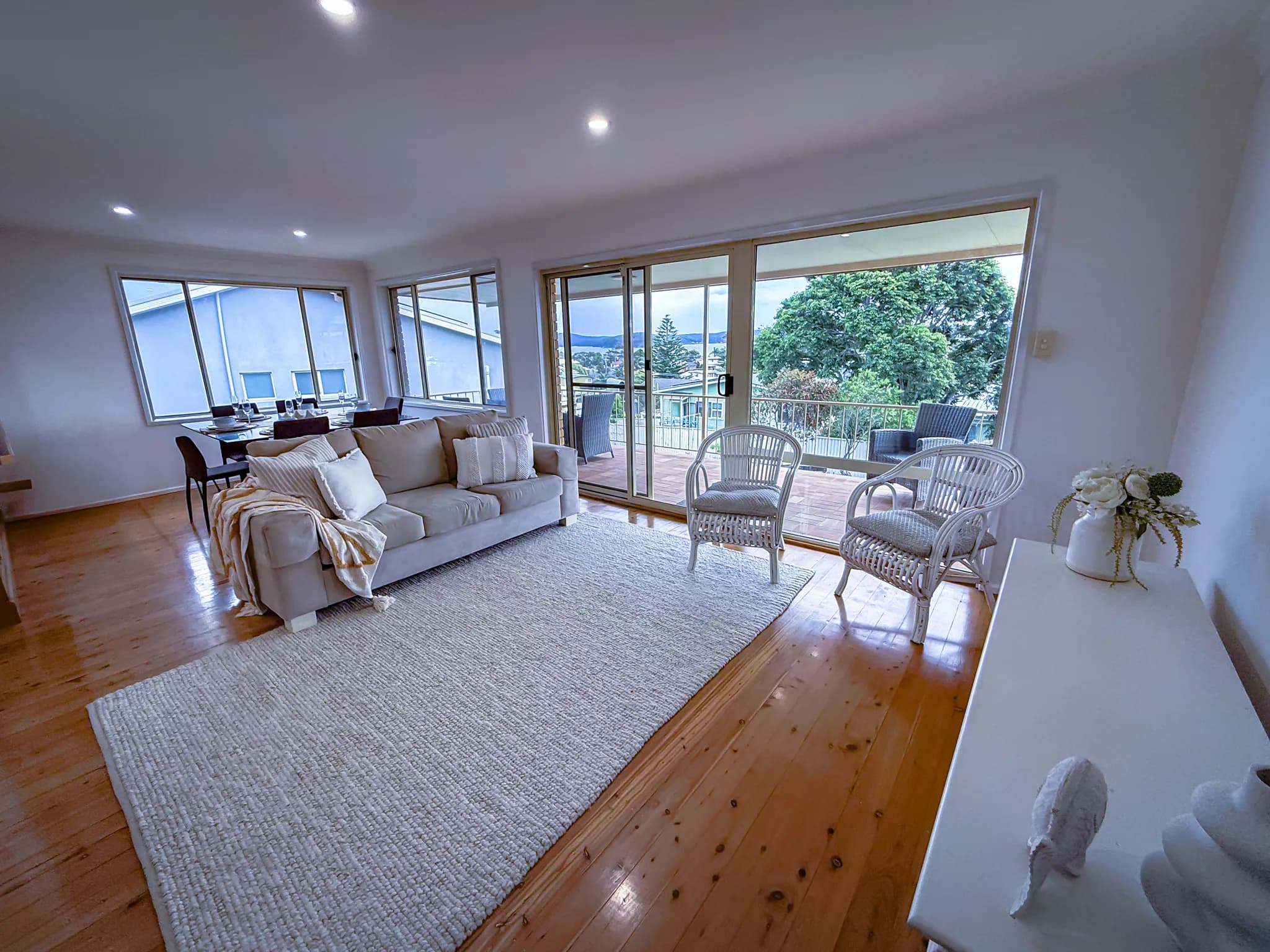 Coastal Home — Batehaven — photograph 1